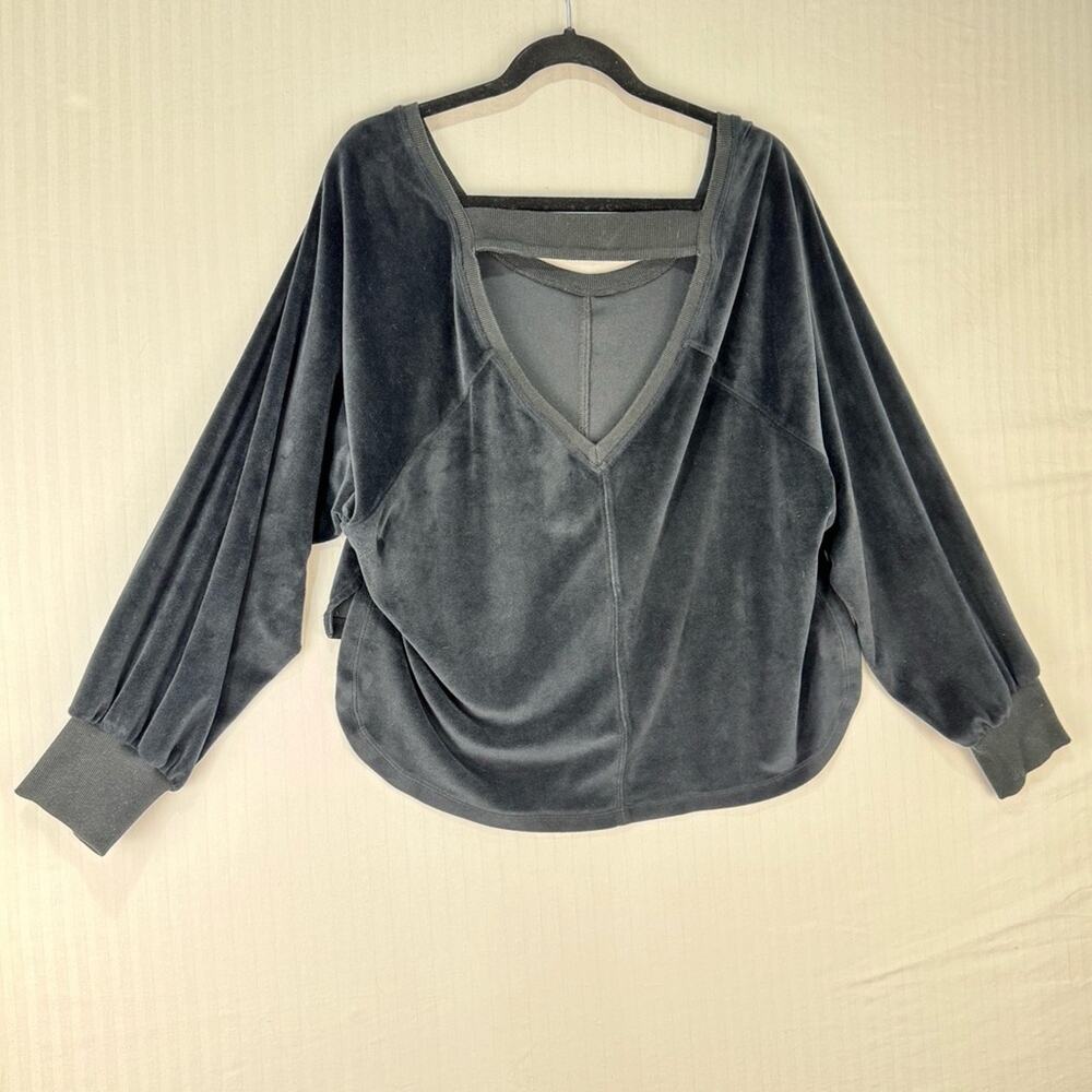 Daily Practice Anthropologie Black Batwing Velour Pullover Size Medium V-Back